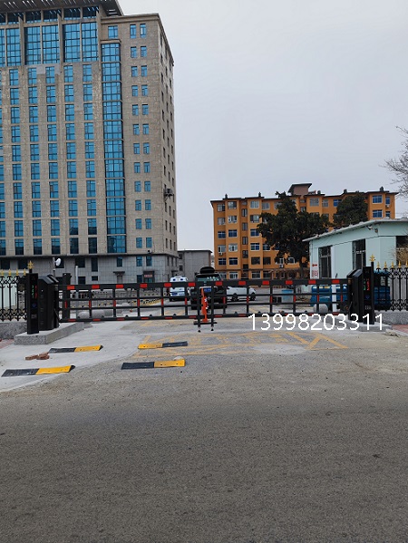 北鎮(zhèn)空降閘機(jī)車牌識別系統(tǒng)安裝13998203311