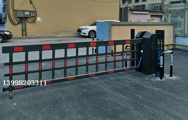 某事業(yè)單位對(duì)開(kāi)空降道閘車牌識(shí)別系統(tǒng)